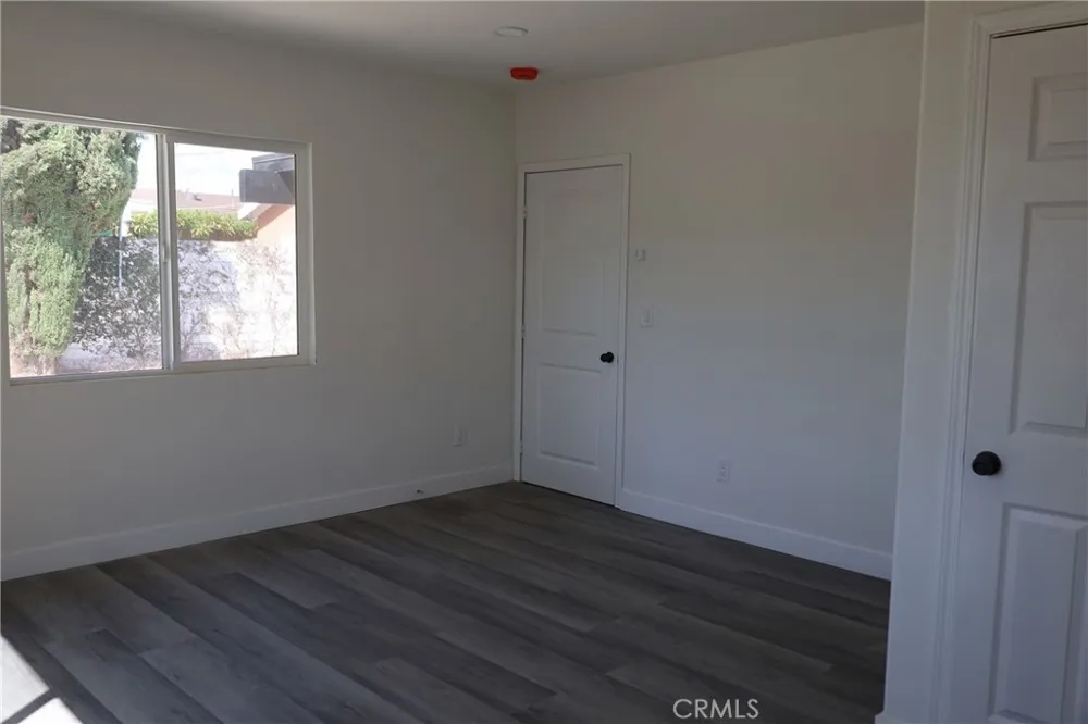 742 Simmons Los Angeles, CA 90022