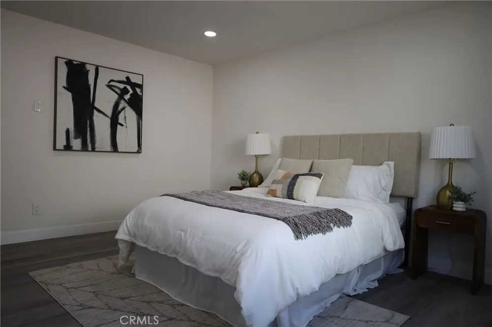 742 Simmons Los Angeles, CA 90022