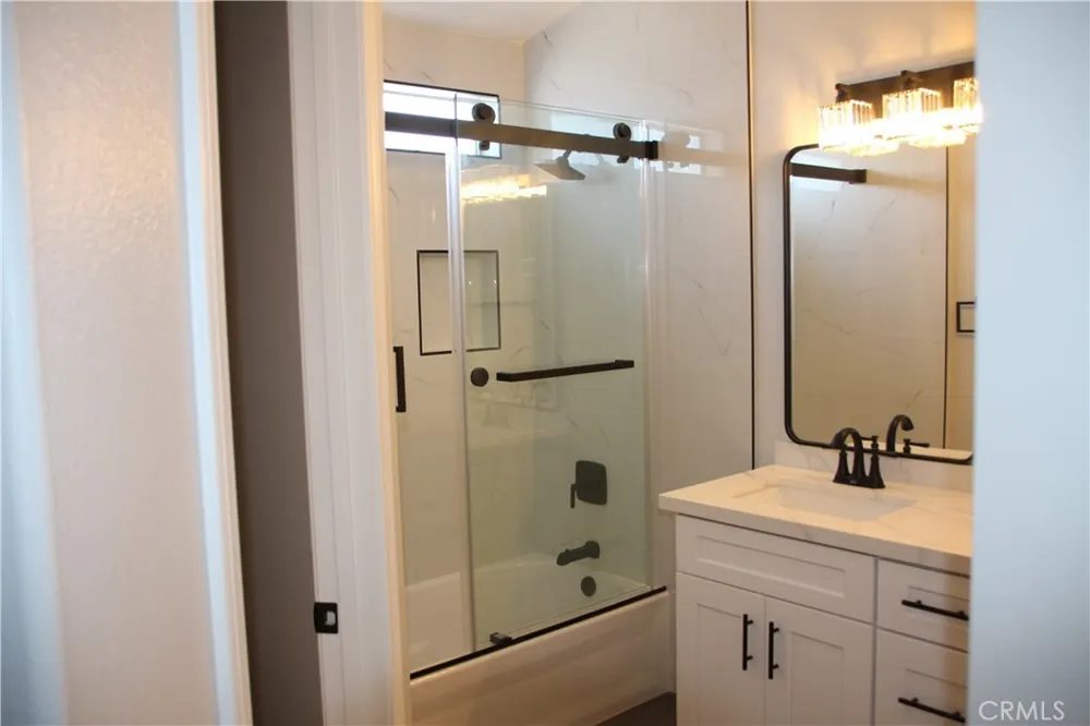 3326 W Orange #106 Anaheim, CA 92804