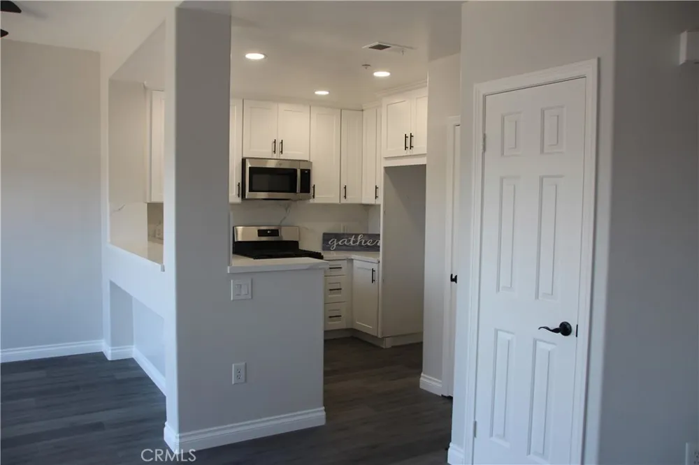 3326 W Orange #106 Anaheim, CA 92804