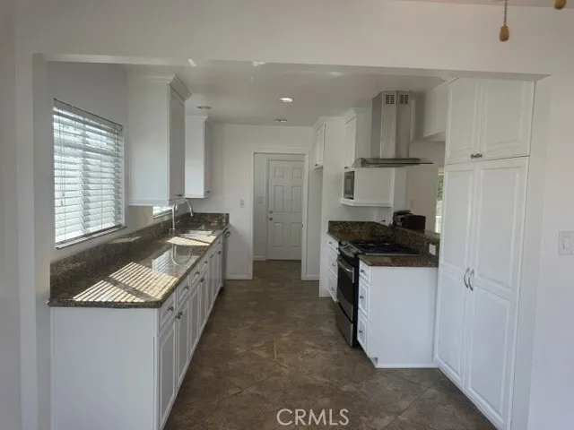 1057 S 5th Street Montebello, CA 90640
