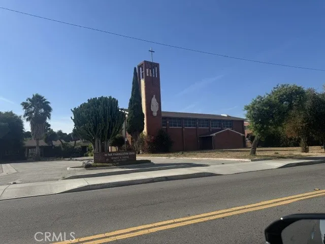 1057 S 5th Street Montebello, CA 90640