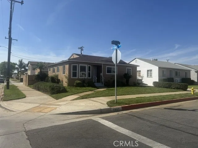 1057 S 5th Street Montebello, CA 90640