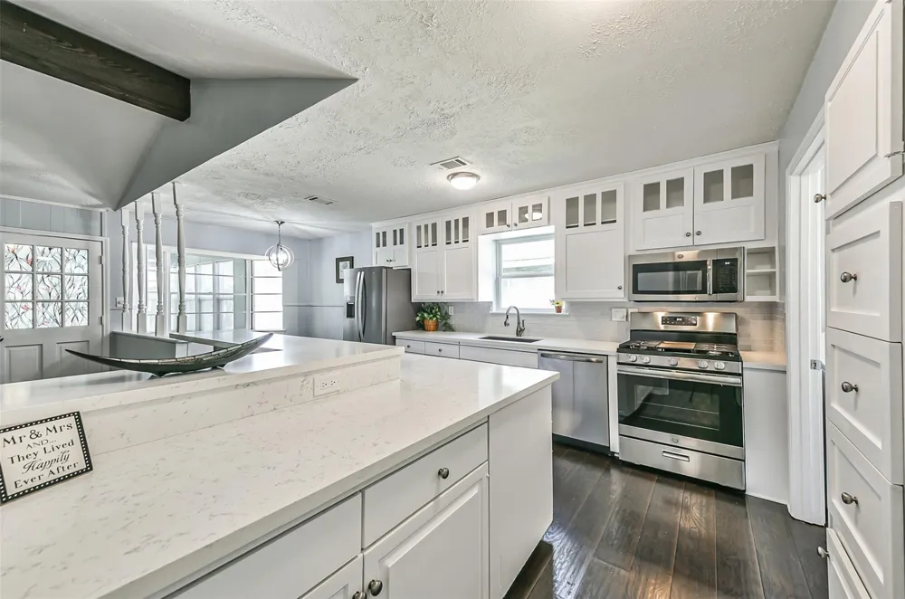 863 Seamaster Drive Houston, TX 77062