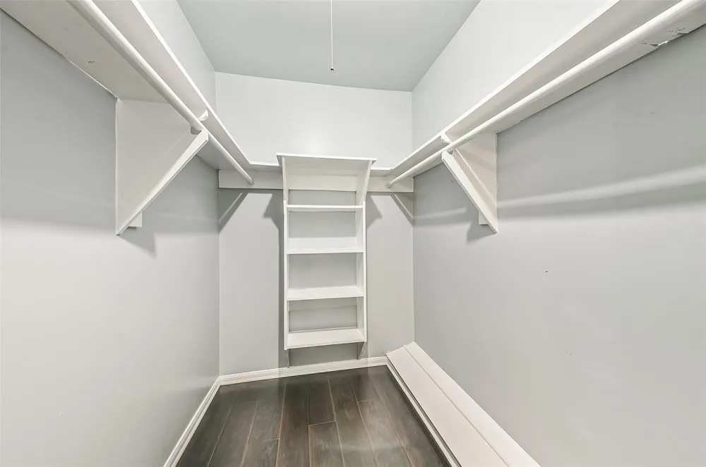 863 Seamaster Drive Houston, TX 77062