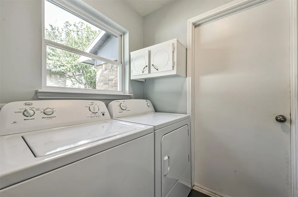 863 Seamaster Drive Houston, TX 77062