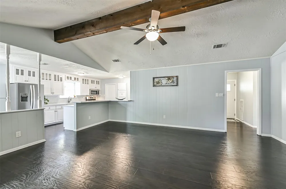 863 Seamaster Drive Houston, TX 77062