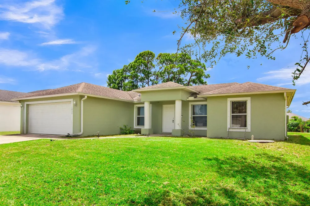 1002 SW ROMAINE LANE Port St. Lucie, FL 34953