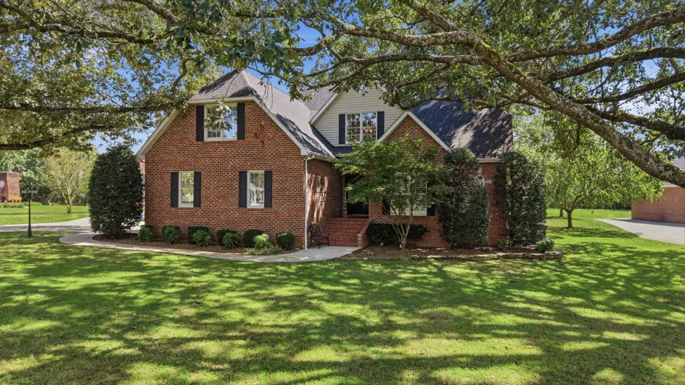 24 Kacey Marie Dr Winchester, TN 37398