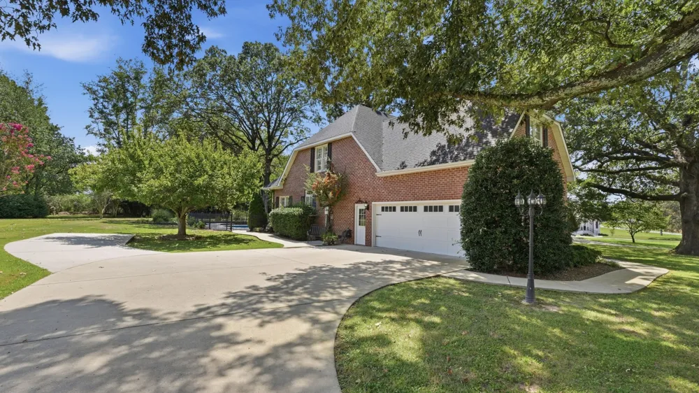 24 Kacey Marie Dr Winchester, TN 37398