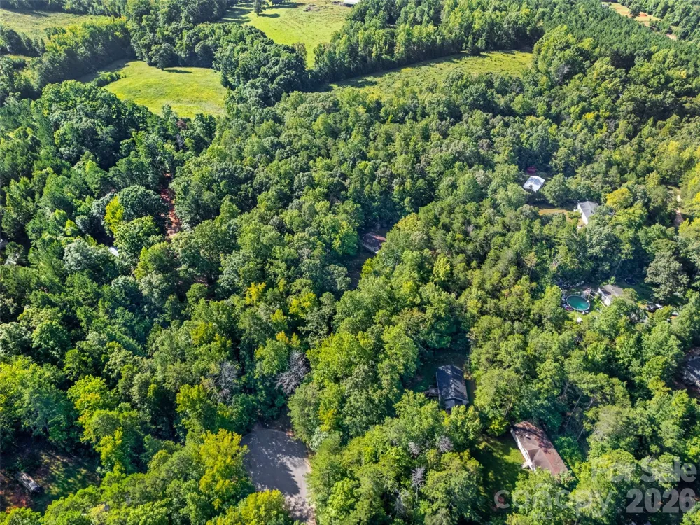 1475 Smith Woods Lane Hickory Grove, SC 29717