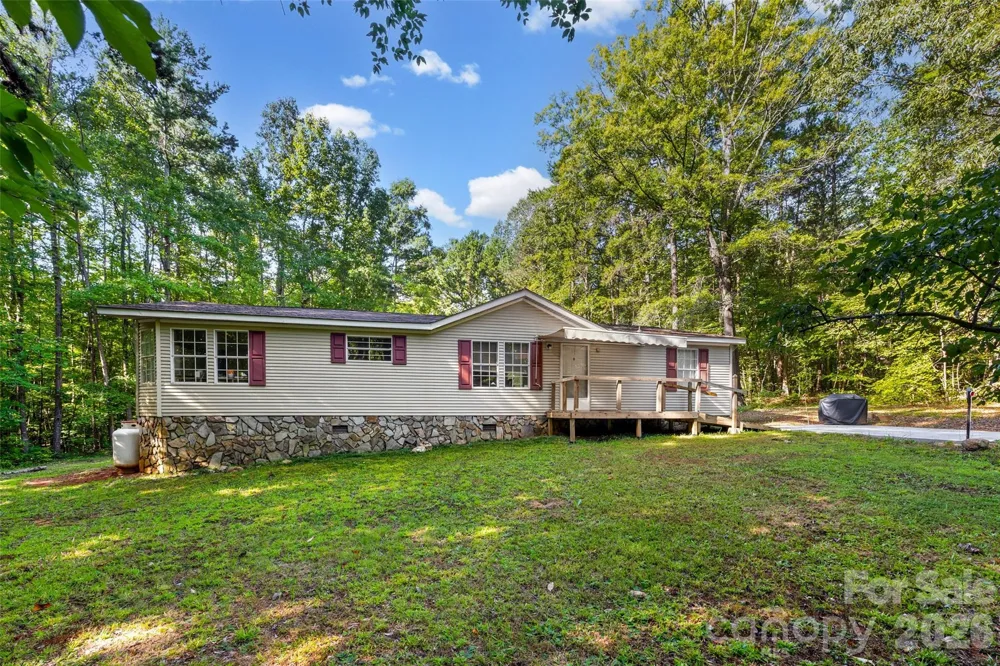 1475 Smith Woods Lane Hickory Grove, SC 29717