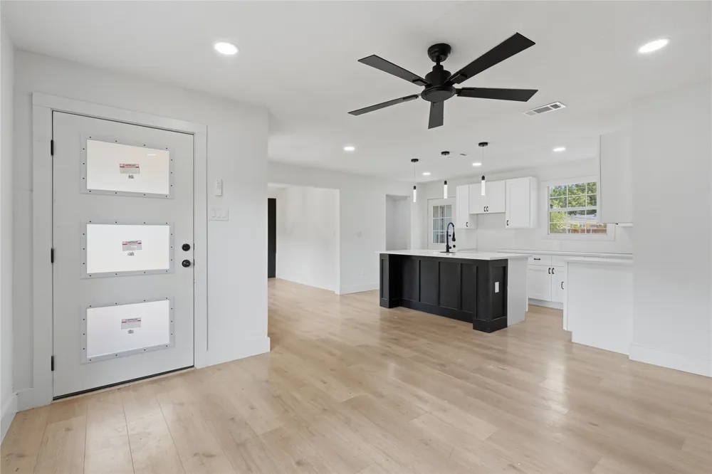 11012 Castolon Drive Dallas, TX 75228