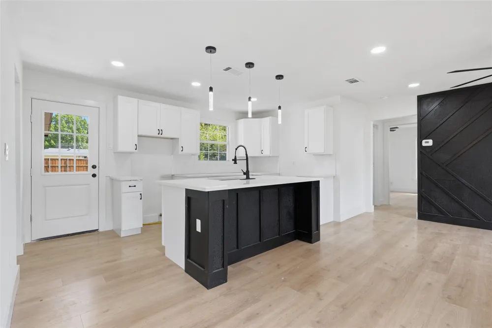11012 Castolon Drive Dallas, TX 75228