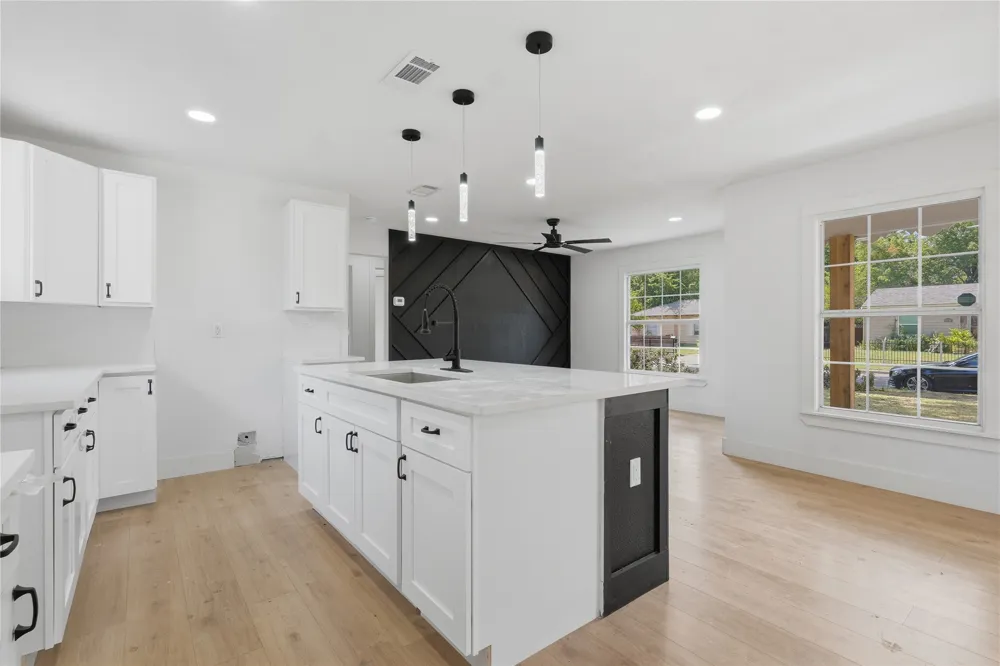 11012 Castolon Drive Dallas, TX 75228