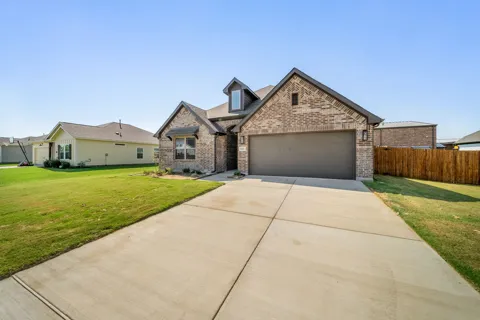 606 Austen Avenue
