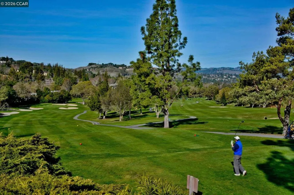 1209 Running Springs Rd. #2 Walnut Creek, CA 94595