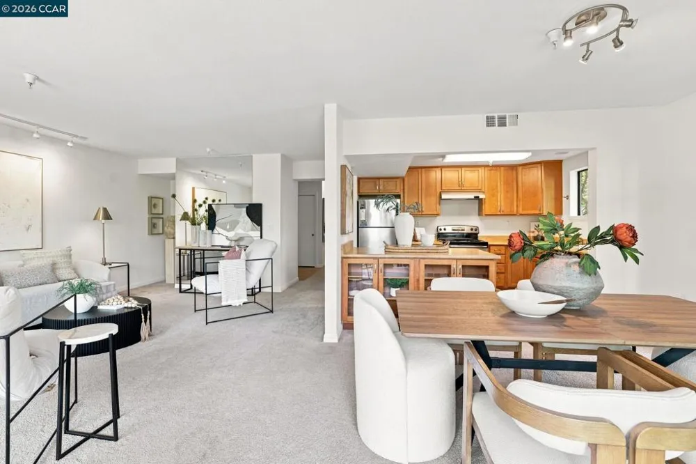 1209 Running Springs Rd. #2 Walnut Creek, CA 94595