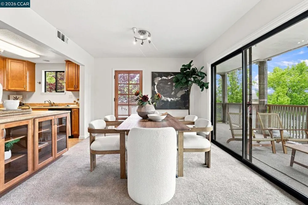 1209 Running Springs Rd. #2 Walnut Creek, CA 94595
