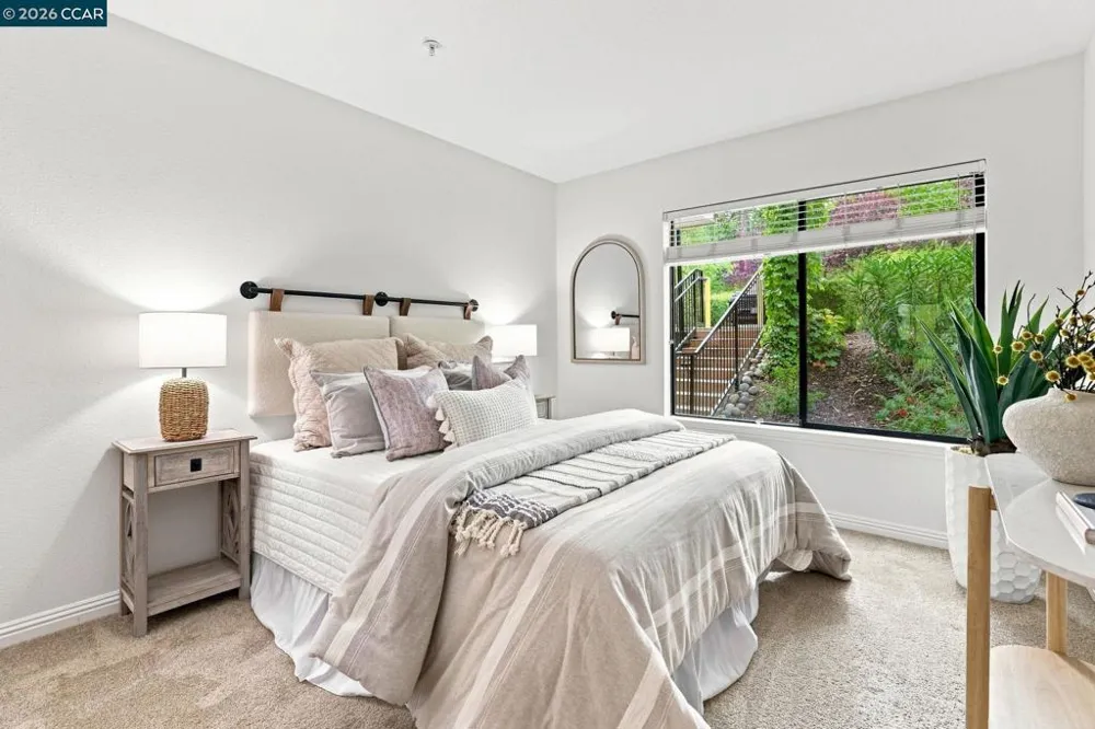 1209 Running Springs Rd. #2 Walnut Creek, CA 94595
