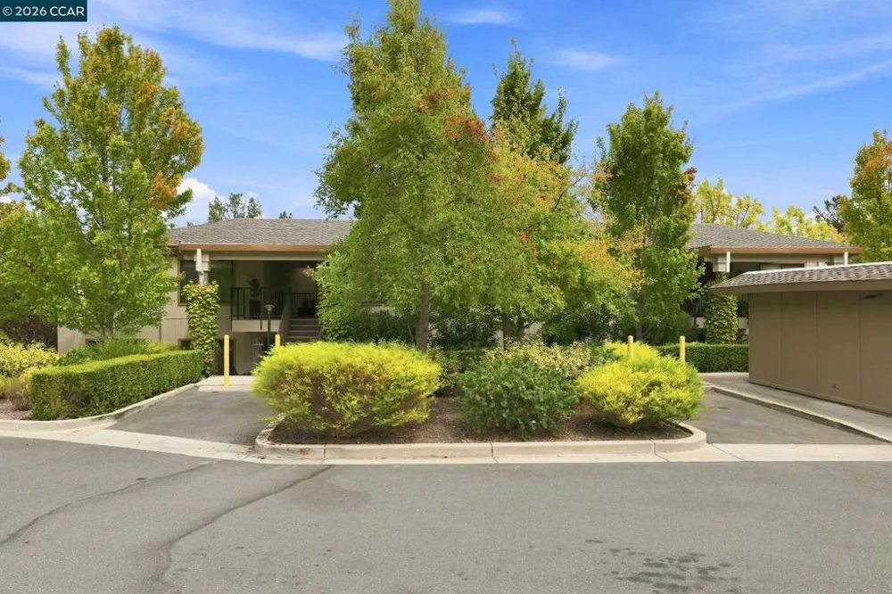 1209 Running Springs Rd. #2 Walnut Creek, CA 94595