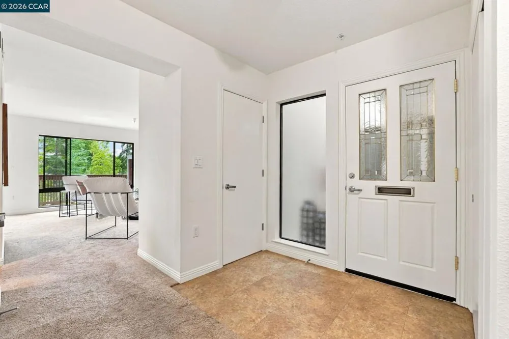 1209 Running Springs Rd. #2 Walnut Creek, CA 94595