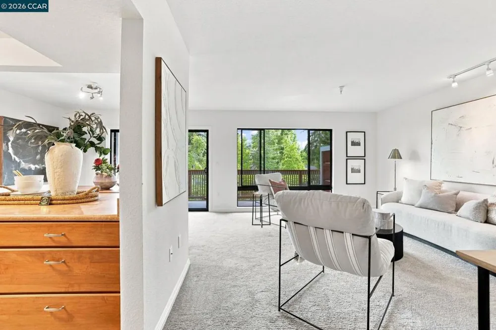 1209 Running Springs Rd. #2 Walnut Creek, CA 94595
