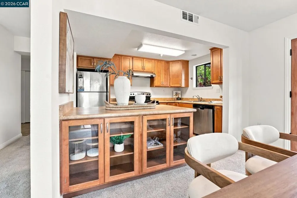 1209 Running Springs Rd. #2 Walnut Creek, CA 94595