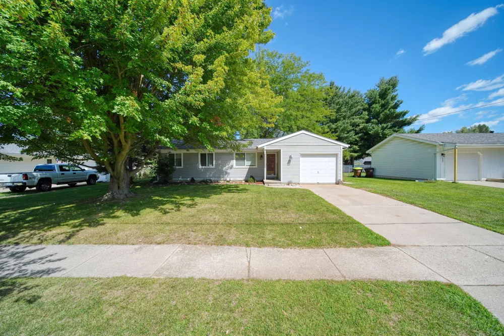 904 Union Street Tecumseh, MI 49286