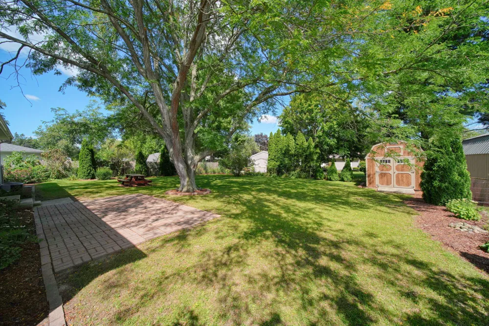 904 Union Street Tecumseh, MI 49286