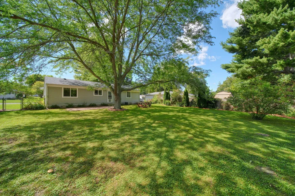 904 Union Street Tecumseh, MI 49286