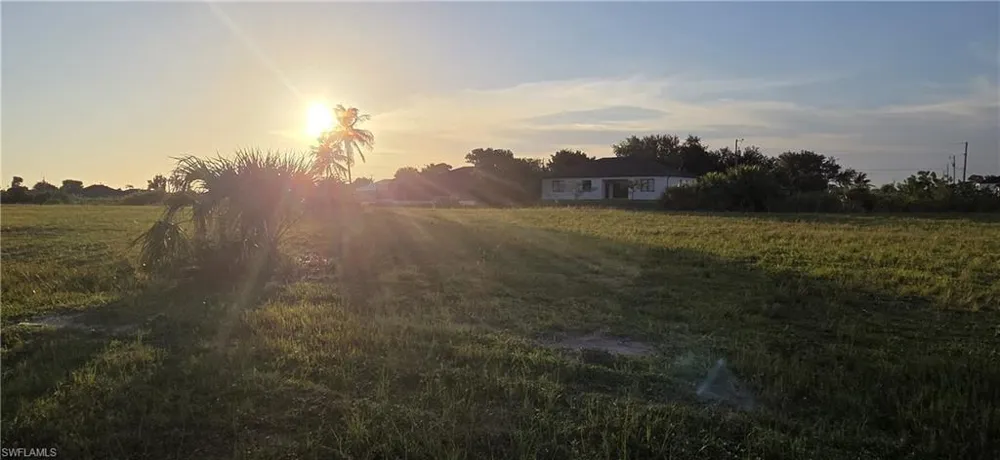 1829 NE 10th Terrace Cape Coral, FL 33909