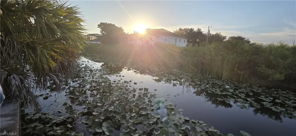 1829 NE 10th Terrace Cape Coral, FL 33909