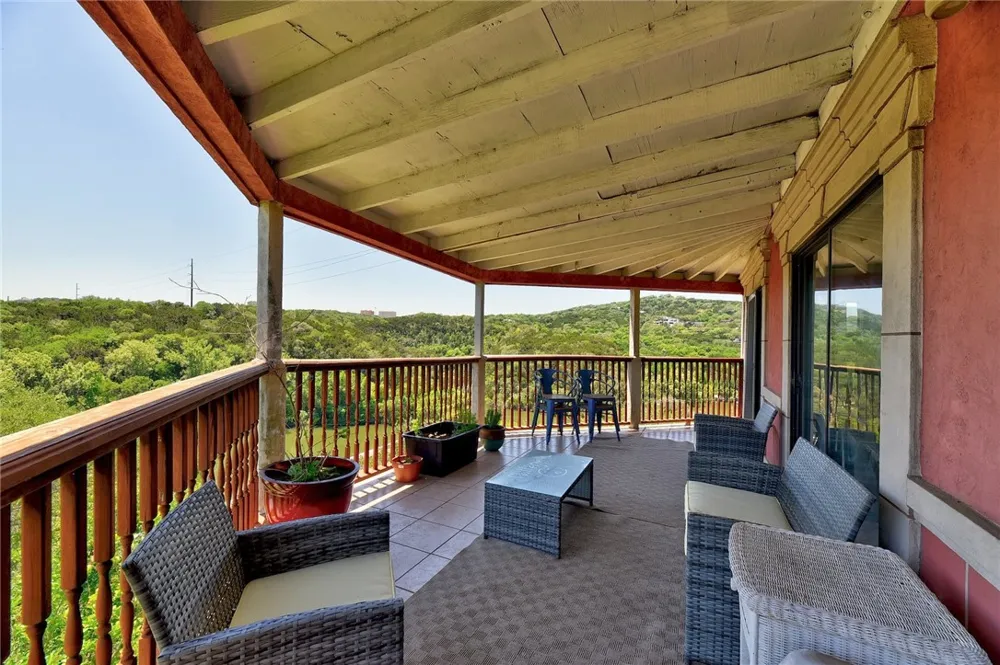 1712 Lakeshore Drive #C Austin, TX 78746