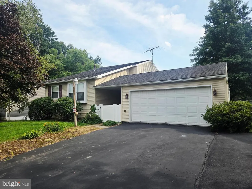4956 ELDERBERRY DRIVE Reading, PA 19606