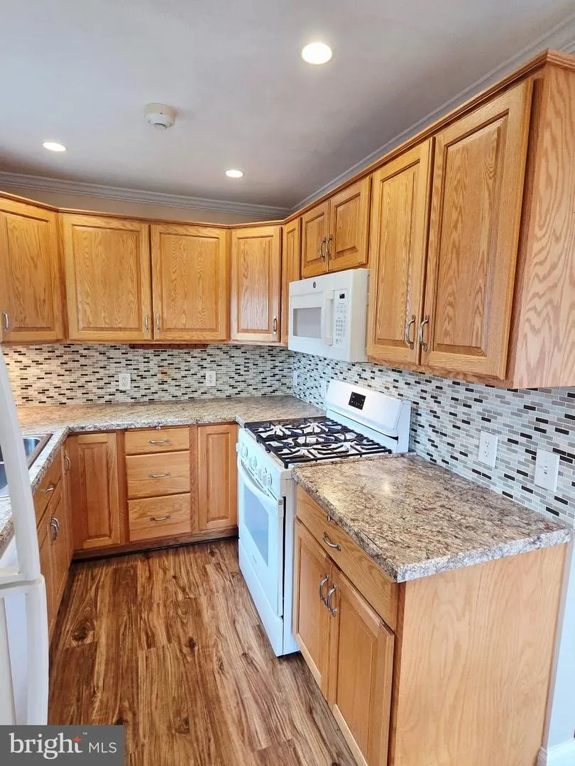 4956 ELDERBERRY DRIVE Reading, PA 19606