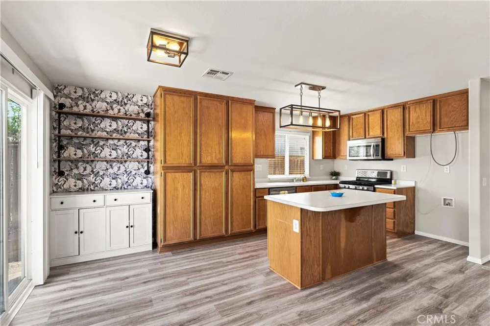 4330 Amber Ridge Hemet, CA 92545