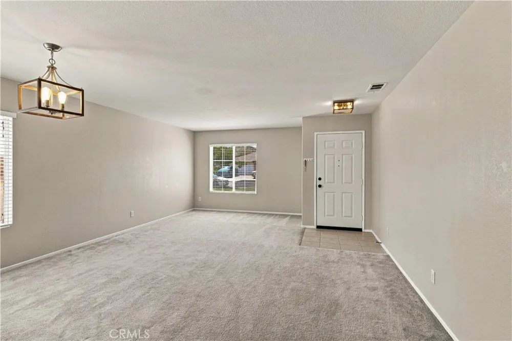 4330 Amber Ridge Hemet, CA 92545