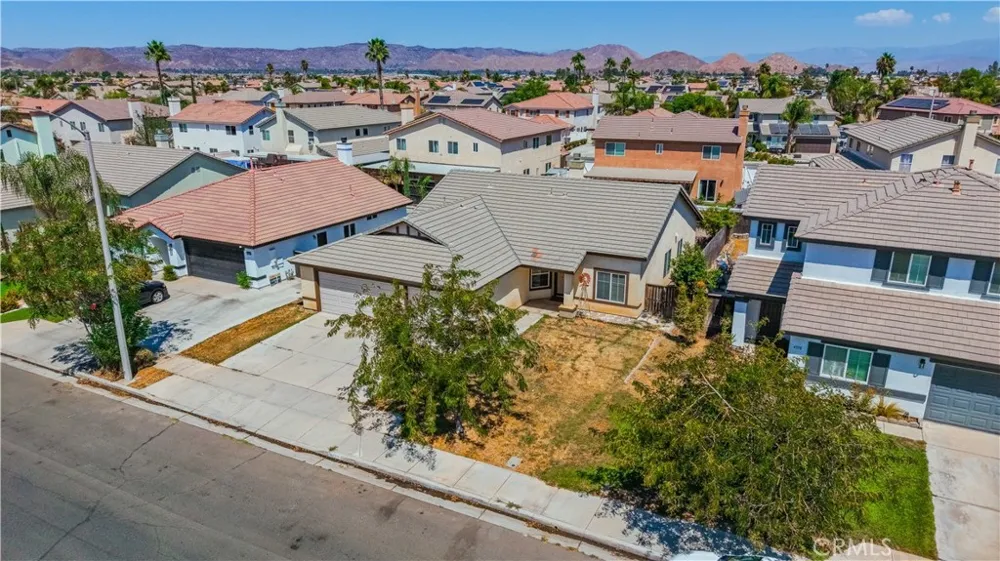 4330 Amber Ridge Hemet, CA 92545