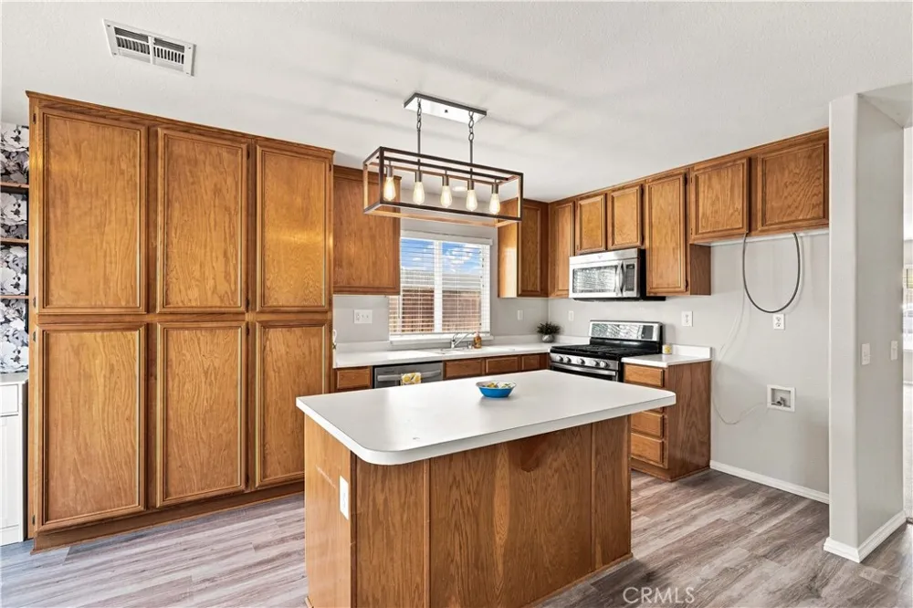 4330 Amber Ridge Hemet, CA 92545