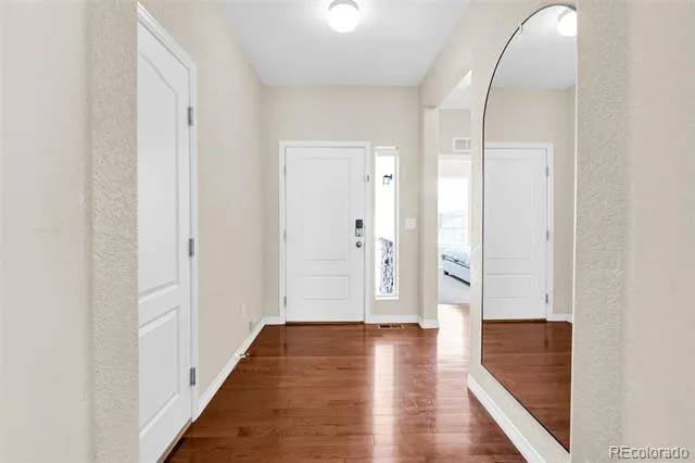 6045 Lynx Creek Frederick, CO 80516