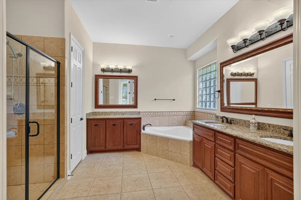 6832 Foghorn Lane Grand Prairie, TX 75054