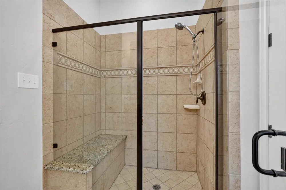 6832 Foghorn Lane Grand Prairie, TX 75054