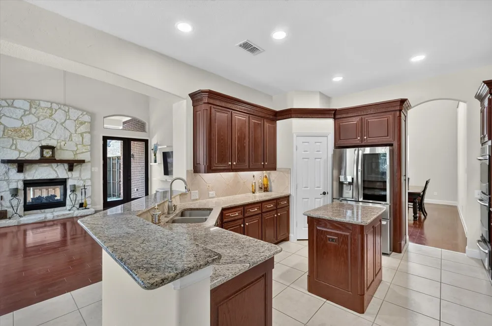 6832 Foghorn Lane Grand Prairie, TX 75054