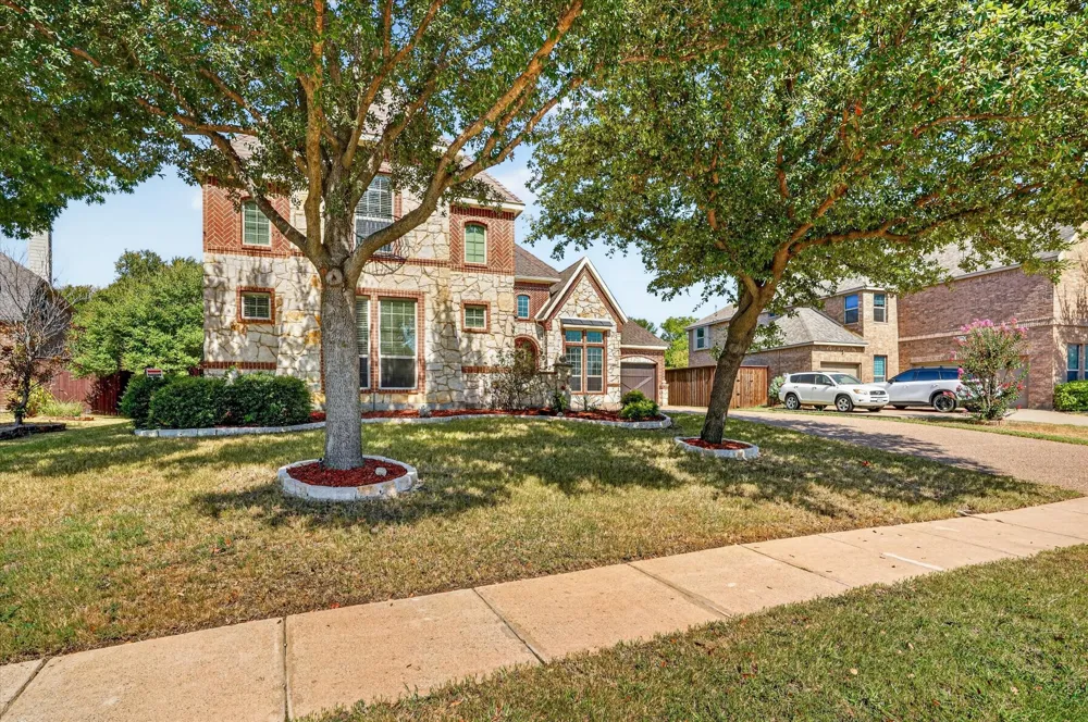 6832 Foghorn Lane Grand Prairie, TX 75054