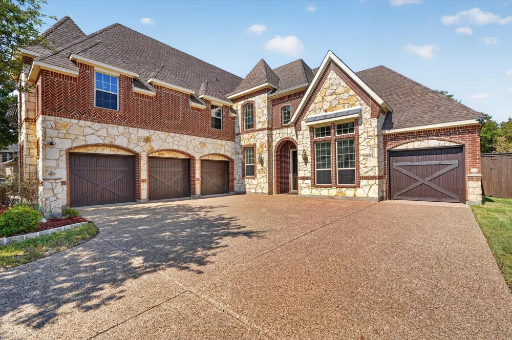 6832 Foghorn Lane Grand Prairie, TX 75054