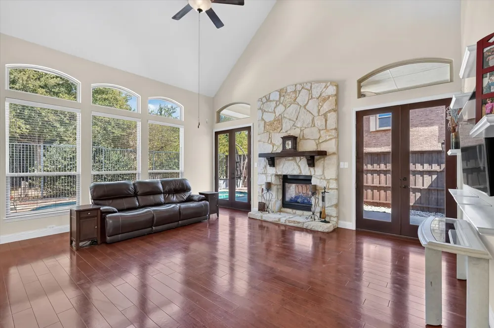 6832 Foghorn Lane Grand Prairie, TX 75054