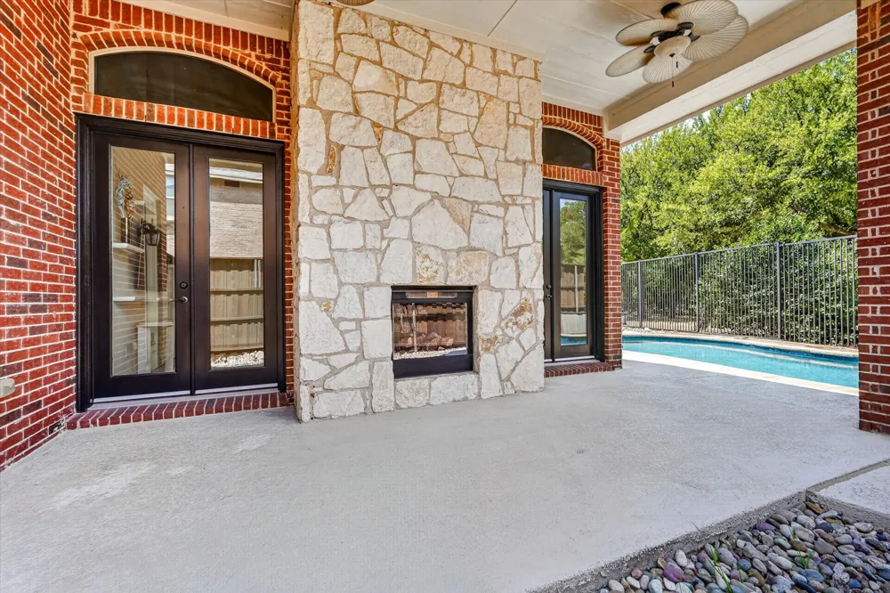 6832 Foghorn Lane Grand Prairie, TX 75054