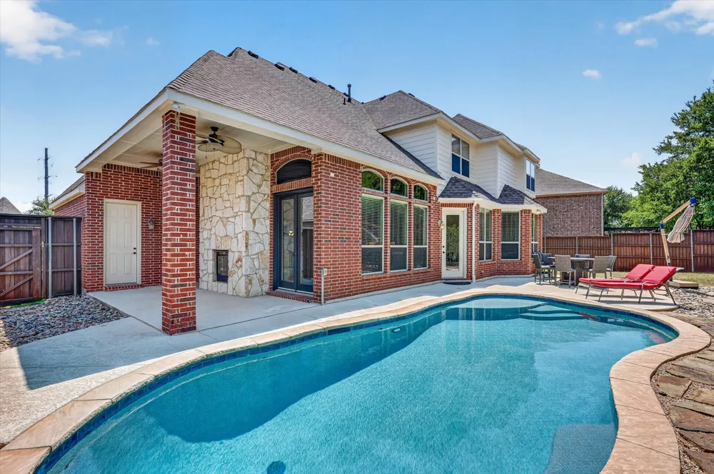 6832 Foghorn Lane Grand Prairie, TX 75054