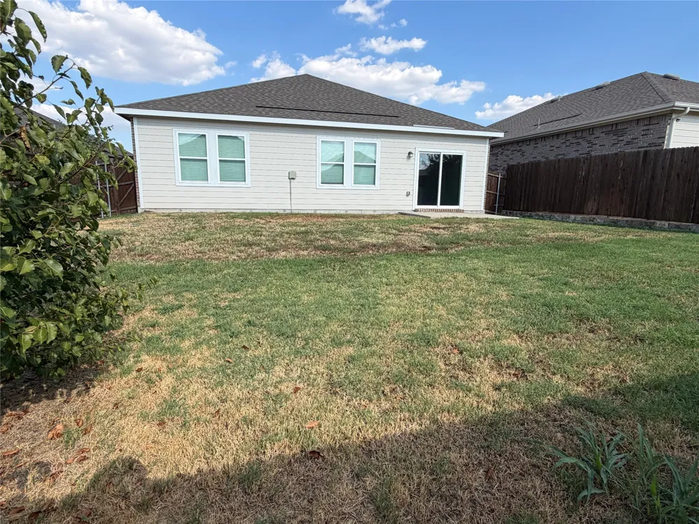745 Richmond Drive Lavon, TX 75166
